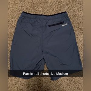 Pacific Trail Shorts Size Medium